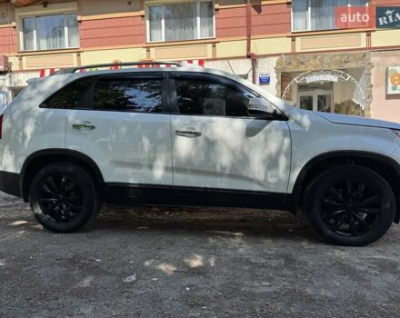 Белый Киа Соренто, объемом двигателя 2.2 л и пробегом 203 тыс. км за 13499 $, фото 2 на Automoto.ua
