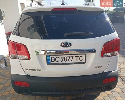 Белый Киа Соренто, объемом двигателя 2.2 л и пробегом 164 тыс. км за 12500 $, фото 3 на Automoto.ua