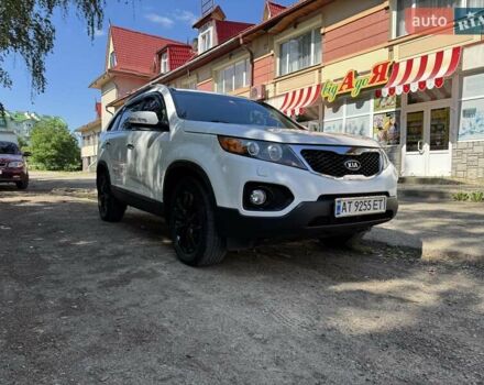 Белый Киа Соренто, объемом двигателя 2.2 л и пробегом 203 тыс. км за 13499 $, фото 4 на Automoto.ua