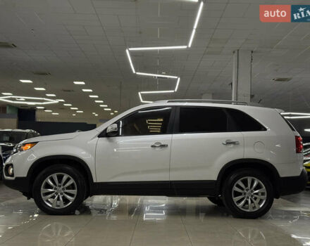 Белый Киа Соренто, объемом двигателя 2.2 л и пробегом 178 тыс. км за 14999 $, фото 1 на Automoto.ua