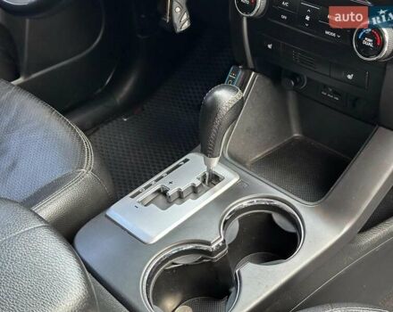 Киа Соренто 2011 в Одессе на Automoto.ua Белый Киа Соренто, объемом двигателя 2.2 л и пробегом 242 тыс. км за 14490 $, фото 24 на Automoto.ua