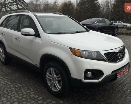 Білий Кіа Соренто, об'ємом двигуна 2.2 л та пробігом 225 тис. км за 14900 $, фото 5 на Automoto.ua