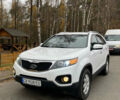 Белый Киа Соренто, объемом двигателя 2.36 л и пробегом 259 тыс. км за 11700 $, фото 1 на Automoto.ua