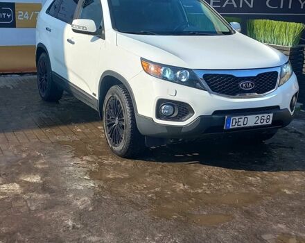 Білий Кіа Соренто, об'ємом двигуна 2.2 л та пробігом 241 тис. км за 6650 $, фото 1 на Automoto.ua