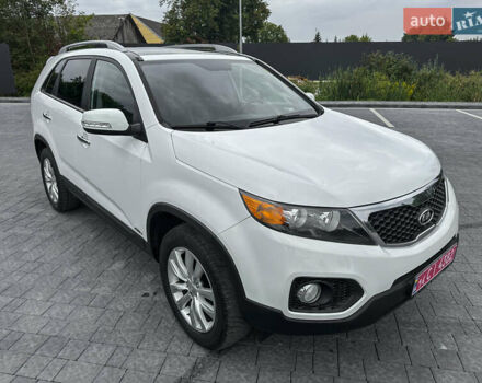 Белый Киа Соренто, объемом двигателя 2.2 л и пробегом 229 тыс. км за 12990 $, фото 14 на Automoto.ua