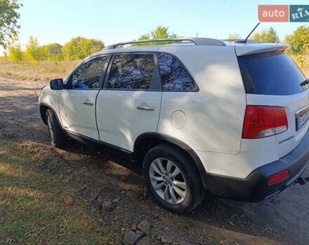 Білий Кіа Соренто, об'ємом двигуна 2.2 л та пробігом 243 тис. км за 12700 $, фото 2 на Automoto.ua