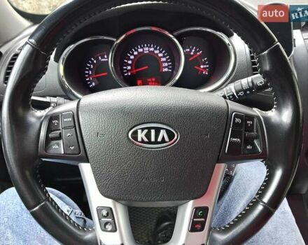 Белый Киа Соренто, объемом двигателя 2.2 л и пробегом 220 тыс. км за 14700 $, фото 6 на Automoto.ua