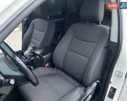 Белый Киа Соренто, объемом двигателя 2.2 л и пробегом 240 тыс. км за 10777 $, фото 22 на Automoto.ua