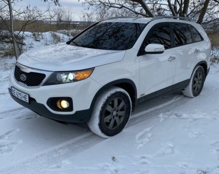 Білий Кіа Соренто, об'ємом двигуна 2.4 л та пробігом 170 тис. км за 11500 $, фото 2 на Automoto.ua