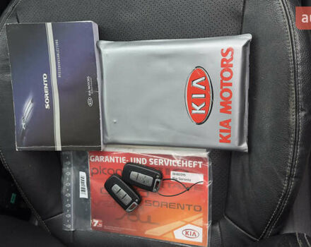 Білий Кіа Соренто, об'ємом двигуна 2.2 л та пробігом 225 тис. км за 14900 $, фото 25 на Automoto.ua