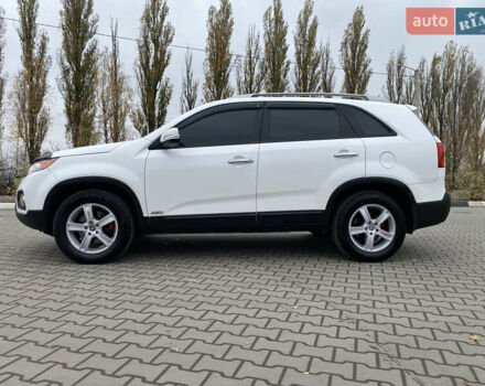 Белый Киа Соренто, объемом двигателя 2.2 л и пробегом 240 тыс. км за 10777 $, фото 3 на Automoto.ua