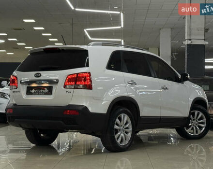 Белый Киа Соренто, объемом двигателя 2.2 л и пробегом 178 тыс. км за 14999 $, фото 4 на Automoto.ua