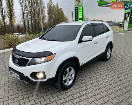 Белый Киа Соренто, объемом двигателя 2.2 л и пробегом 240 тыс. км за 10777 $, фото 2 на Automoto.ua