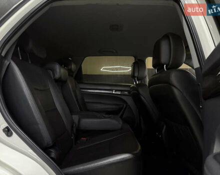 Белый Киа Соренто, объемом двигателя 2.2 л и пробегом 178 тыс. км за 14999 $, фото 11 на Automoto.ua