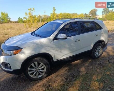 Білий Кіа Соренто, об'ємом двигуна 2.2 л та пробігом 243 тис. км за 12700 $, фото 5 на Automoto.ua