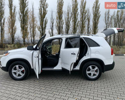 Белый Киа Соренто, объемом двигателя 2.2 л и пробегом 240 тыс. км за 10777 $, фото 33 на Automoto.ua