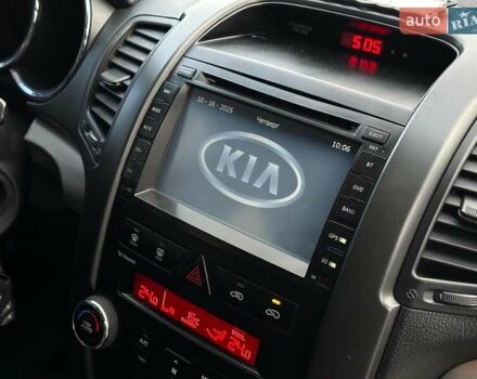 Киа Соренто 2011 в Одессе на Automoto.ua Белый Киа Соренто, объемом двигателя 2.2 л и пробегом 242 тыс. км за 14490 $, фото 27 на Automoto.ua