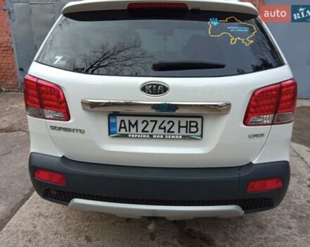 Белый Киа Соренто, объемом двигателя 2.2 л и пробегом 220 тыс. км за 14700 $, фото 5 на Automoto.ua