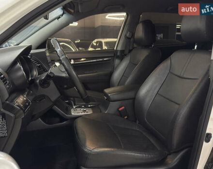 Белый Киа Соренто, объемом двигателя 2.2 л и пробегом 178 тыс. км за 14999 $, фото 8 на Automoto.ua