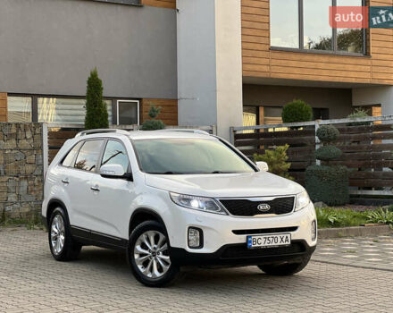 Білий Кіа Соренто, об'ємом двигуна 2 л та пробігом 236 тис. км за 13500 $, фото 5 на Automoto.ua