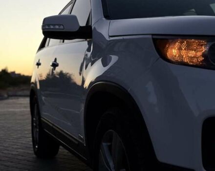 Белый Киа Соренто, объемом двигателя 2.36 л и пробегом 278 тыс. км за 10300 $, фото 3 на Automoto.ua