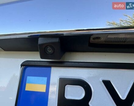 Білий Кіа Соренто, об'ємом двигуна 2.2 л та пробігом 212 тис. км за 14350 $, фото 162 на Automoto.ua