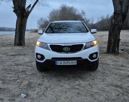 Белый Киа Соренто, объемом двигателя 2.4 л и пробегом 275 тыс. км за 10900 $, фото 8 на Automoto.ua