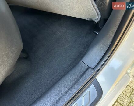 Білий Кіа Соренто, об'ємом двигуна 2.2 л та пробігом 212 тис. км за 14350 $, фото 225 на Automoto.ua