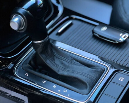 Белый Киа Соренто, объемом двигателя 2 л и пробегом 225 тыс. км за 16500 $, фото 13 на Automoto.ua