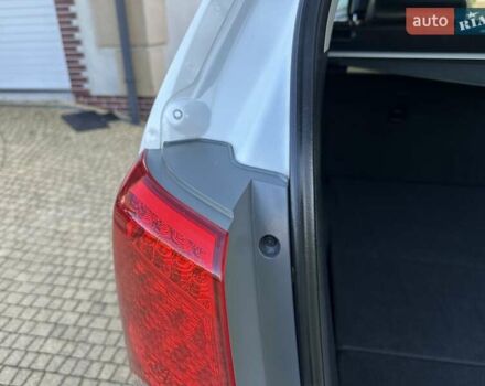 Білий Кіа Соренто, об'ємом двигуна 2.2 л та пробігом 212 тис. км за 14350 $, фото 212 на Automoto.ua