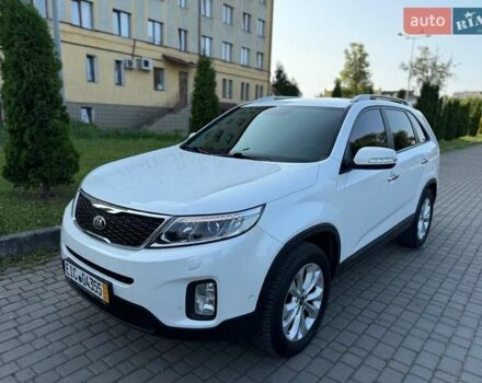 Белый Киа Соренто, объемом двигателя 2 л и пробегом 236 тыс. км за 13000 $, фото 3 на Automoto.ua