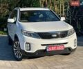 Белый Киа Соренто, объемом двигателя 2 л и пробегом 160 тыс. км за 15300 $, фото 1 на Automoto.ua