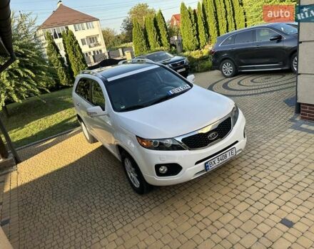 Білий Кіа Соренто, об'ємом двигуна 2.2 л та пробігом 212 тис. км за 14350 $, фото 267 на Automoto.ua