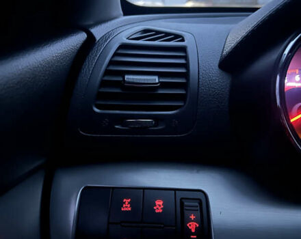 Білий Кіа Соренто, об'ємом двигуна 2.2 л та пробігом 200 тис. км за 13500 $, фото 15 на Automoto.ua