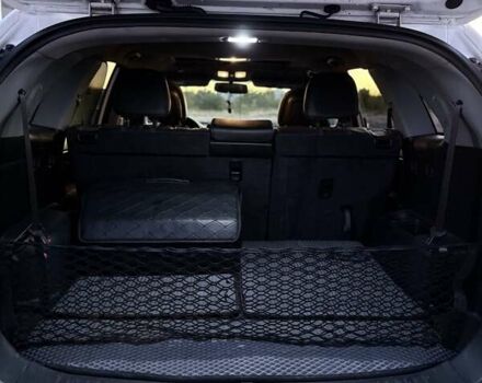 Белый Киа Соренто, объемом двигателя 2.36 л и пробегом 278 тыс. км за 10300 $, фото 11 на Automoto.ua