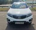 Белый Киа Соренто, объемом двигателя 2.4 л и пробегом 216 тыс. км за 11400 $, фото 2 на Automoto.ua
