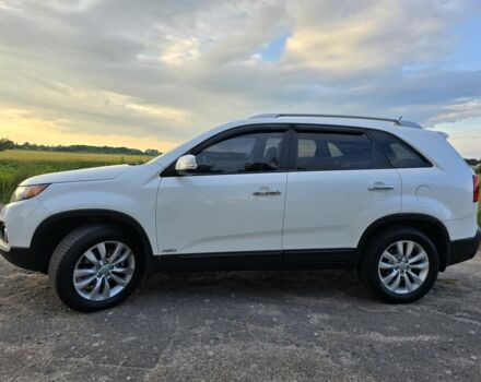 Белый Киа Соренто, объемом двигателя 2.4 л и пробегом 205 тыс. км за 11500 $, фото 4 на Automoto.ua