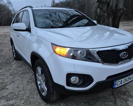 Белый Киа Соренто, объемом двигателя 2.4 л и пробегом 275 тыс. км за 10900 $, фото 7 на Automoto.ua