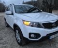 Белый Киа Соренто, объемом двигателя 2.4 л и пробегом 275 тыс. км за 10900 $, фото 7 на Automoto.ua