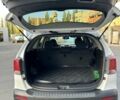Белый Киа Соренто, объемом двигателя 2.4 л и пробегом 200 тыс. км за 10900 $, фото 4 на Automoto.ua
