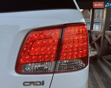 Білий Кіа Соренто, об'ємом двигуна 2.2 л та пробігом 212 тис. км за 14350 $, фото 280 на Automoto.ua