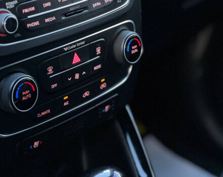 Белый Киа Соренто, объемом двигателя 2 л и пробегом 225 тыс. км за 16500 $, фото 14 на Automoto.ua