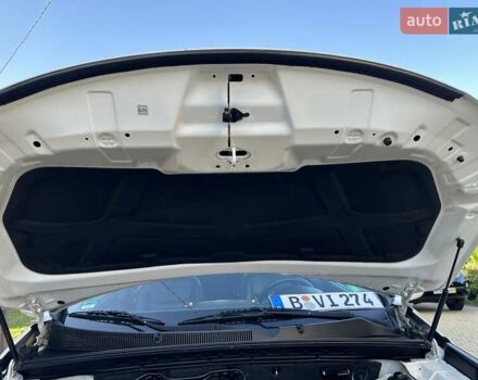Білий Кіа Соренто, об'ємом двигуна 2.2 л та пробігом 212 тис. км за 14350 $, фото 261 на Automoto.ua