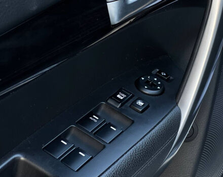 Белый Киа Соренто, объемом двигателя 2 л и пробегом 225 тыс. км за 16500 $, фото 6 на Automoto.ua