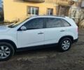 Белый Киа Соренто, объемом двигателя 2.4 л и пробегом 220 тыс. км за 13000 $, фото 1 на Automoto.ua