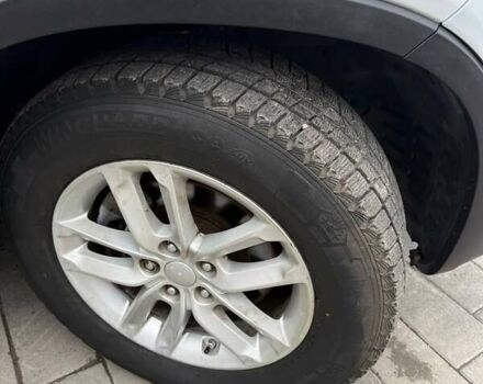 Киа Соренто 2013 в Харькове на Automoto.ua Белый Киа Соренто, объемом двигателя 2.36 л и пробегом 154 тыс. км за 11700 $, фото 32 на Automoto.ua