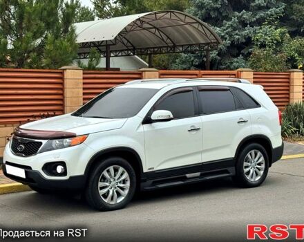 Білий Кіа Соренто, об'ємом двигуна 2.2 л та пробігом 117 тис. км за 15900 $, фото 3 на Automoto.ua