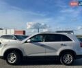 Белый Киа Соренто, объемом двигателя 2.4 л и пробегом 203 тыс. км за 10640 $, фото 8 на Automoto.ua