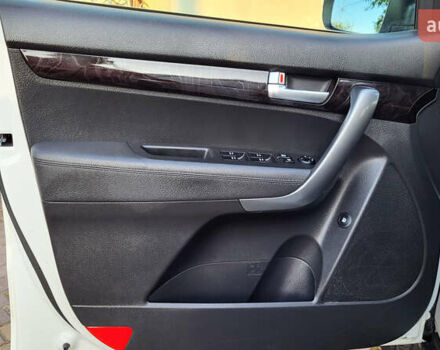 Белый Киа Соренто, объемом двигателя 2.2 л и пробегом 205 тыс. км за 16199 $, фото 37 на Automoto.ua