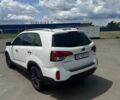 Білий Кіа Соренто, об'ємом двигуна 2.4 л та пробігом 195 тис. км за 12900 $, фото 3 на Automoto.ua